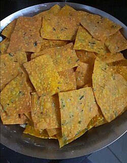 Knapperige fenegriek-snacks