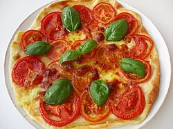 Basilicum op pizza Margherita