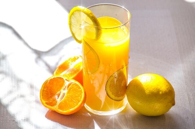 Lemon Fruits and lemon juice